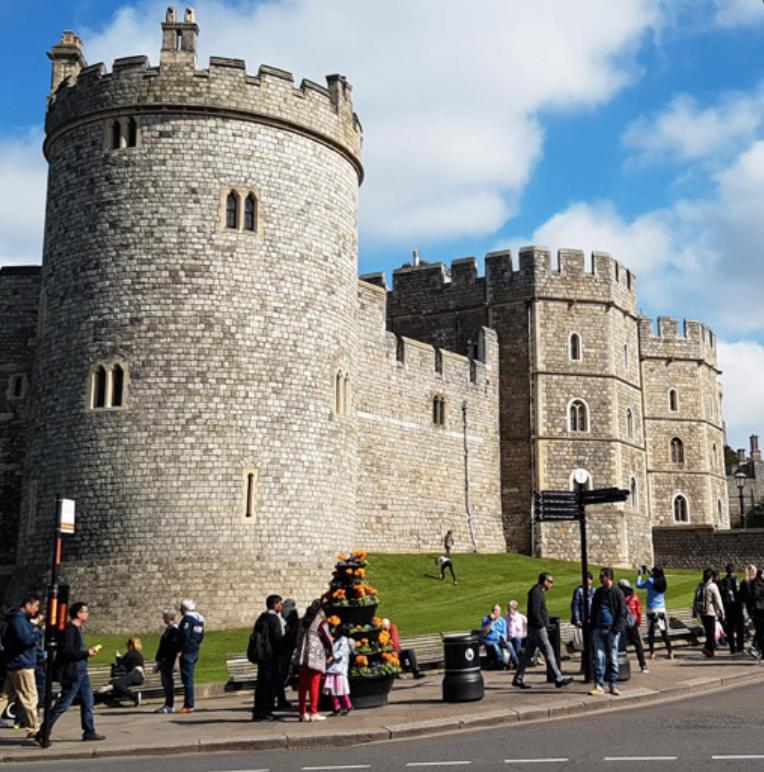 Cosy Central Windsor House Sleeps 4 מראה חיצוני תמונה